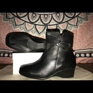 Women boots